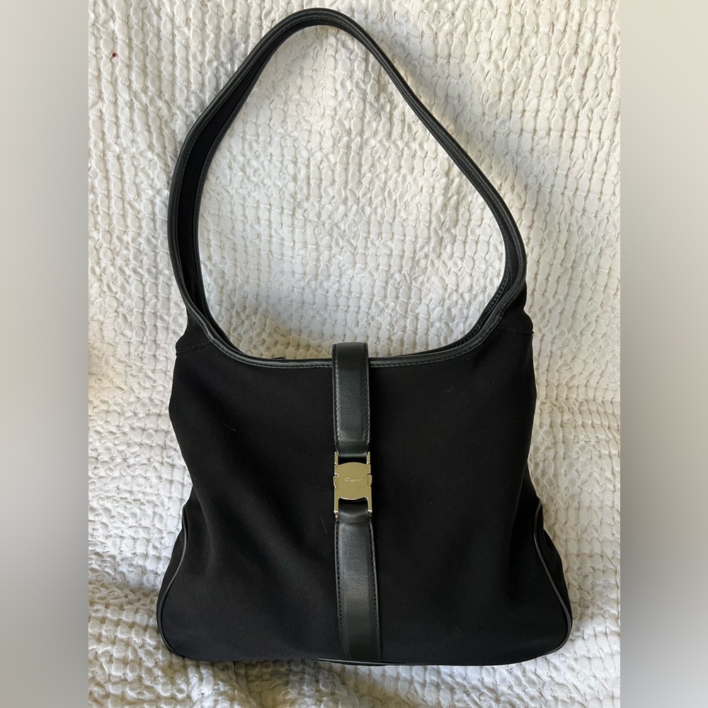 Vintage Y2K Salvatore Ferragamo Gancini Hobo Shoulder Bag – Black –Made in Italy - Picture 5 of 13